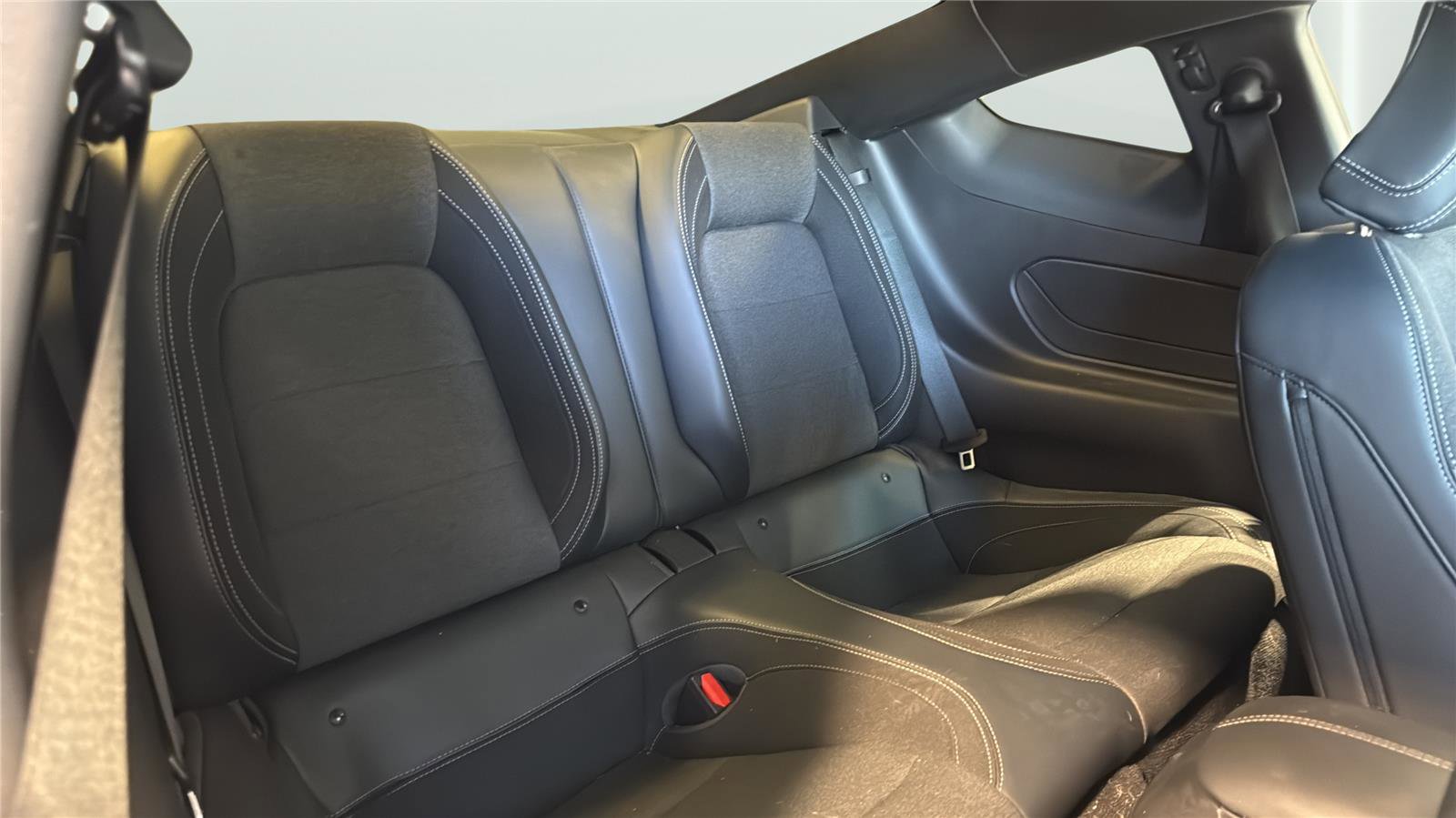 Used 2024 Ford Mustang GT RWD image 16