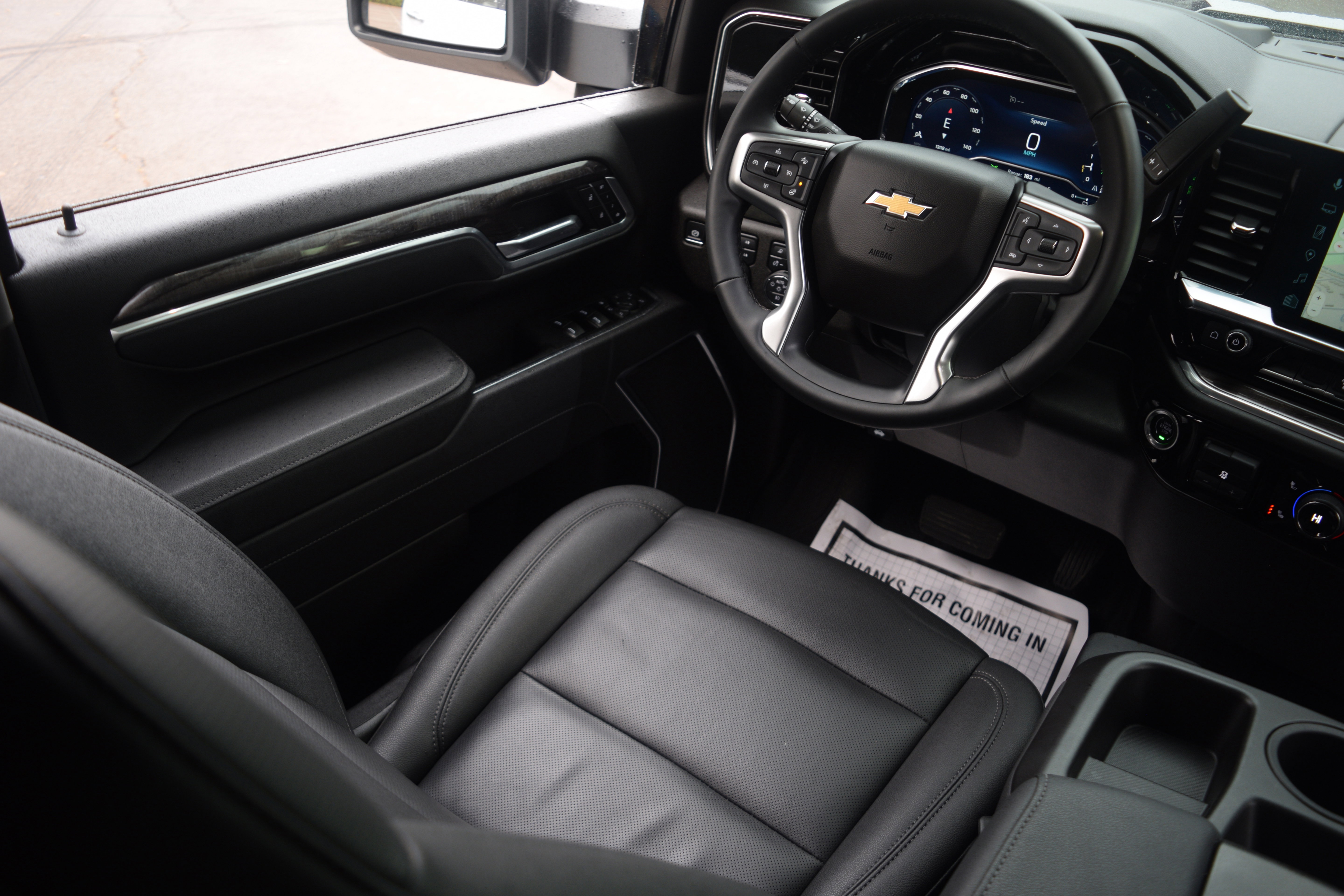 Used 2025 Chevrolet Silverado 3500 LTZ image 2