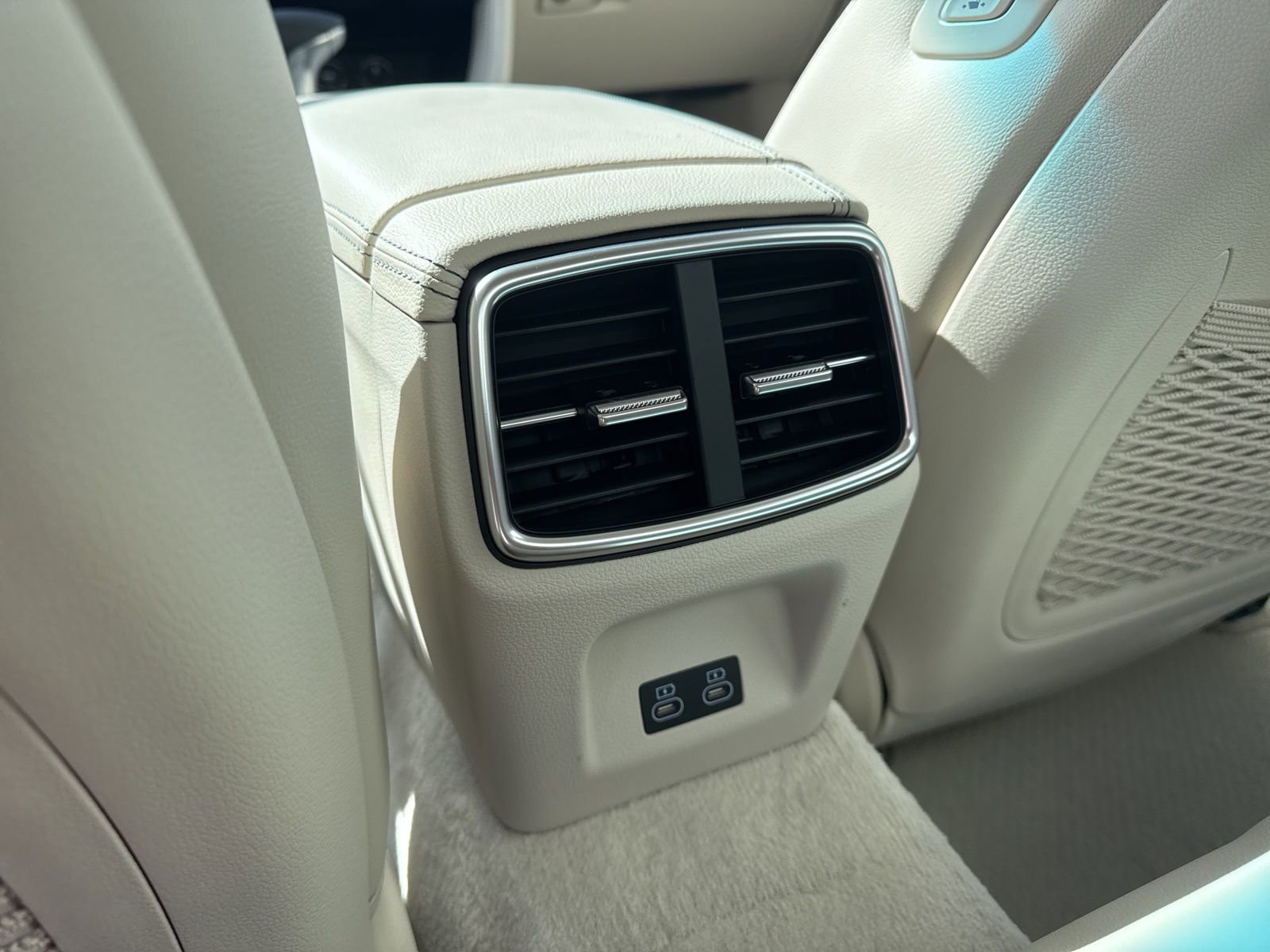 Used 2026 Genesis G70 2.5T Prestige image 16