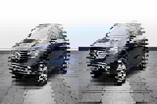 Certified 2022 Mercedes-Benz GLC 300 4MATIC image 2