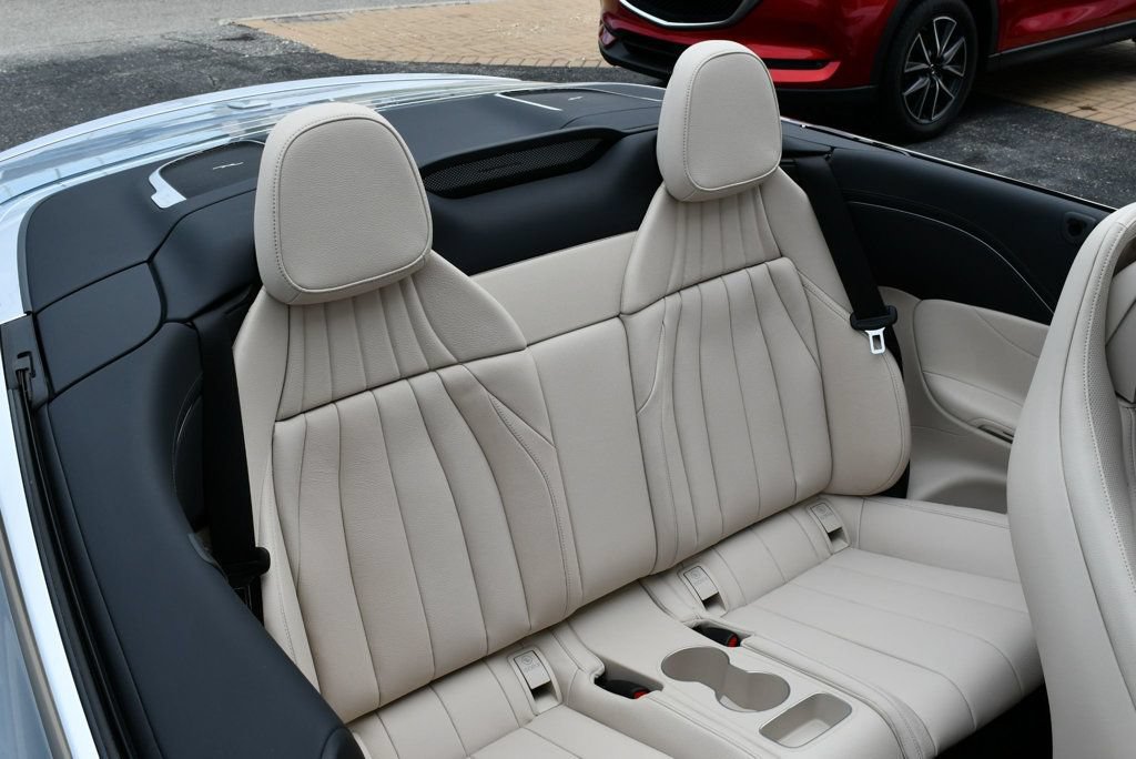 Used 2026 Mercedes-Benz CLE 450 4MATIC Cabriolet image 19