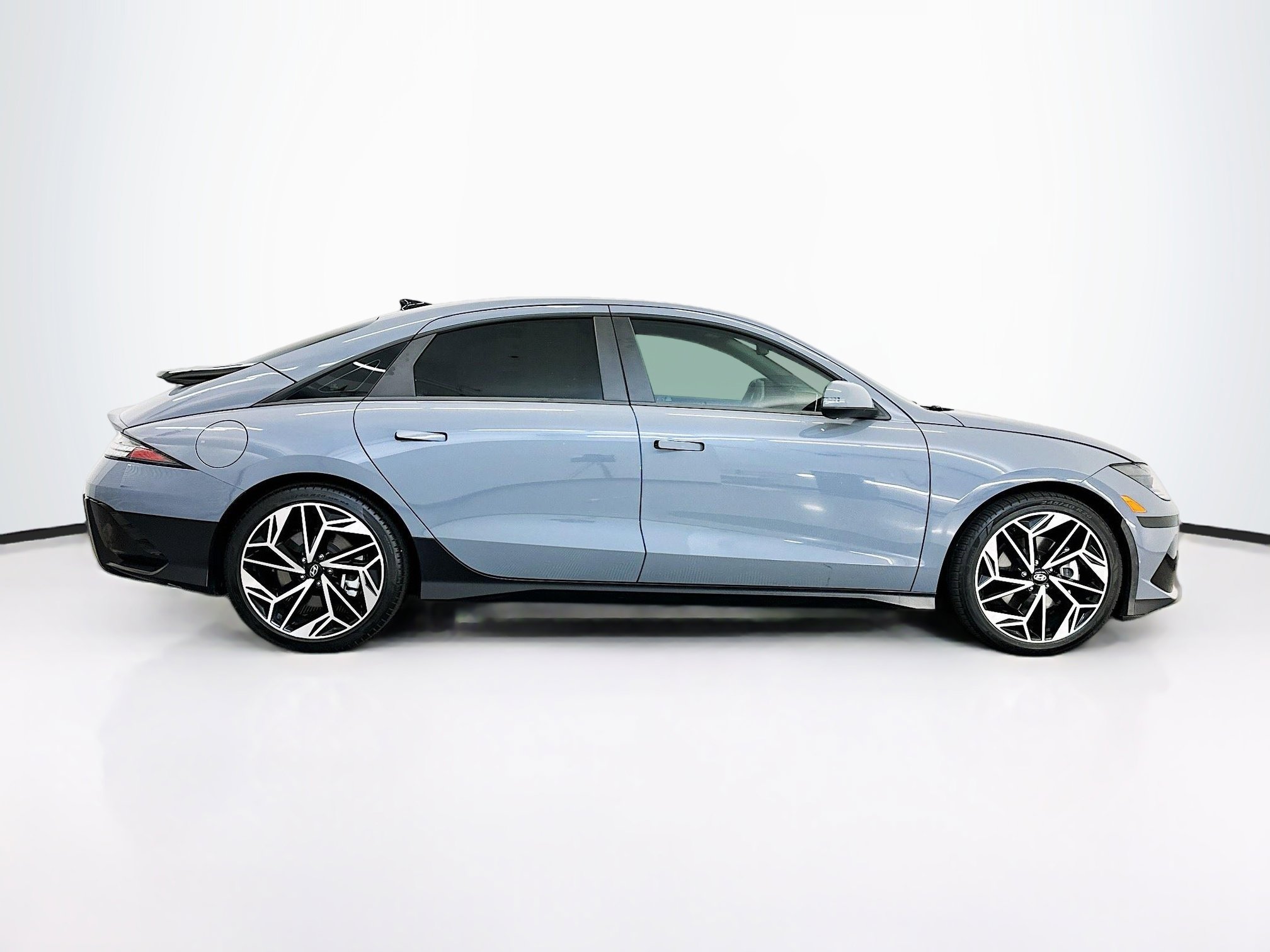 Used 2023 Hyundai Ioniq 6 SEL w/ Cargo Package AWD/4WD image 10