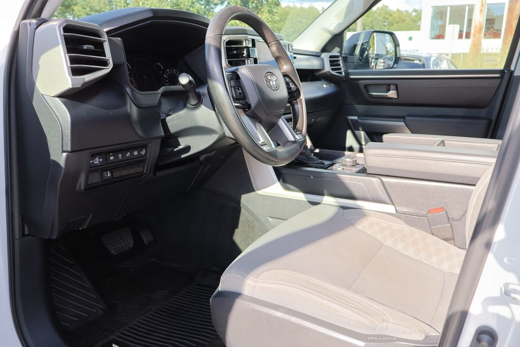 Used 2023 Toyota Tundra SR5 w/ SR5 Convenience Package AWD/4WD image 14