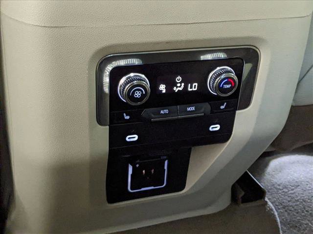 Used 2022 GMC Yukon Denali image 21