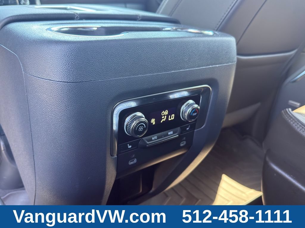Used 2024 GMC Yukon Denali AWD/4WD image 32