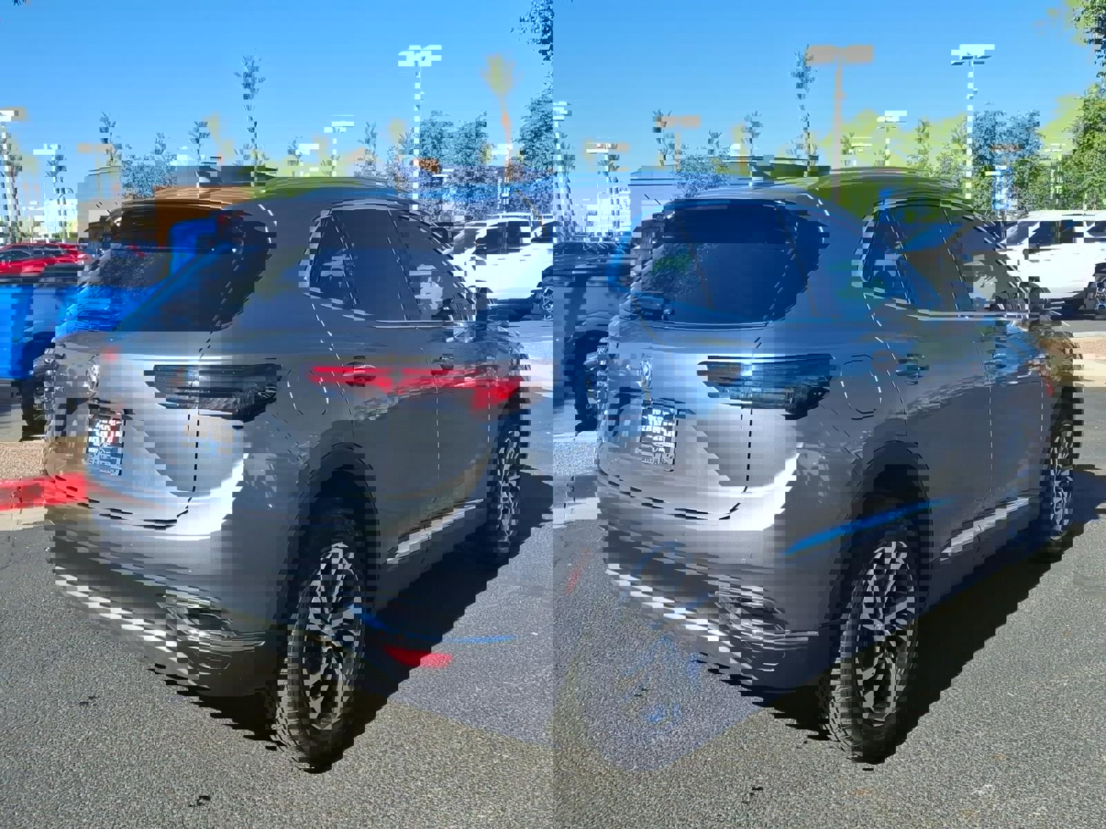 Used 2021 Buick Envision Essence w/ Technology Package I image 4