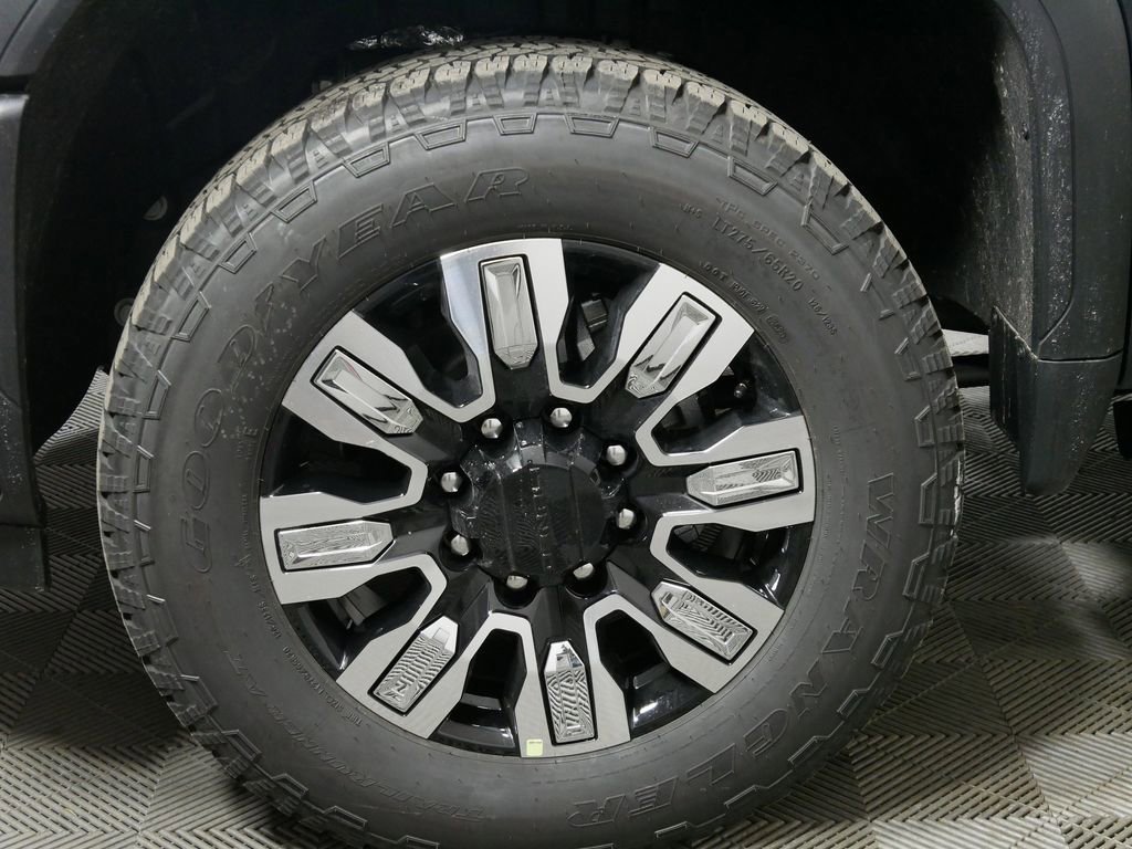 New 2026 GMC Sierra 3500 Denali w/ Denali Reserve Package image 9