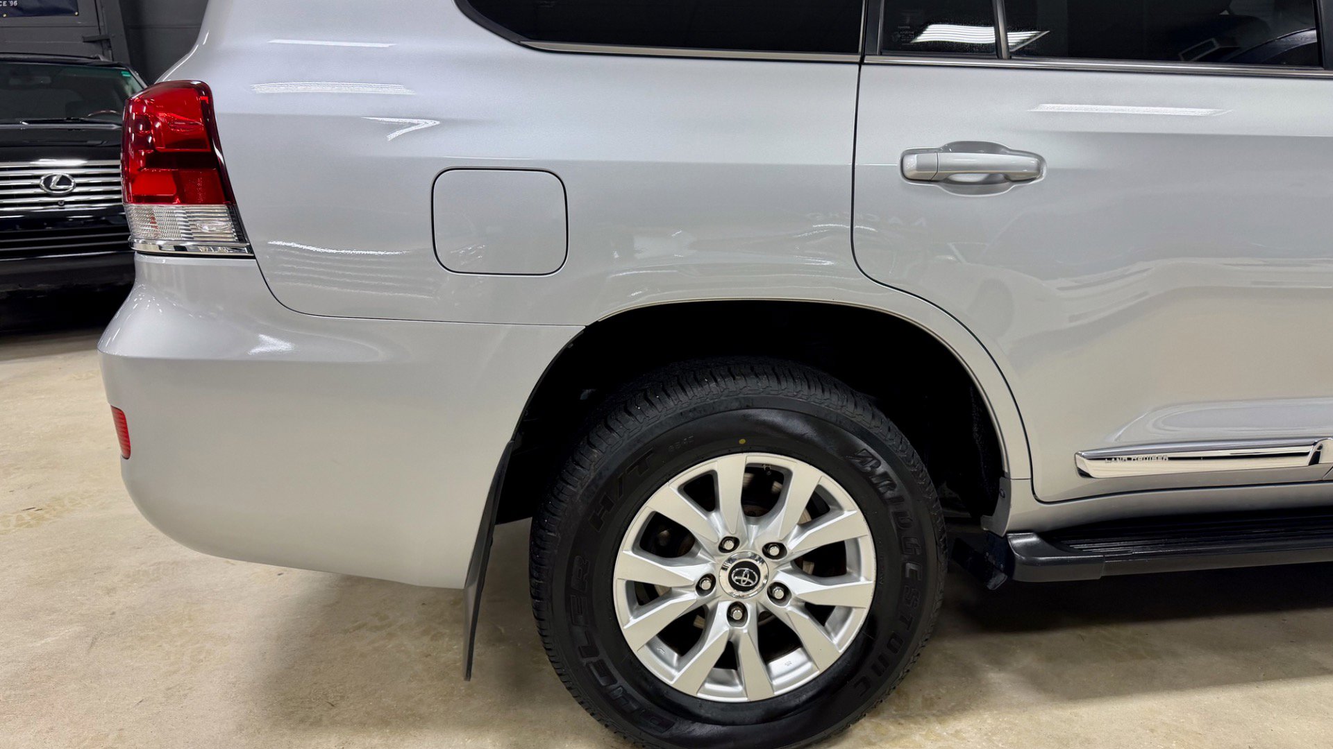 Used 2016 Toyota Land Cruiser AWD/4WD image 18