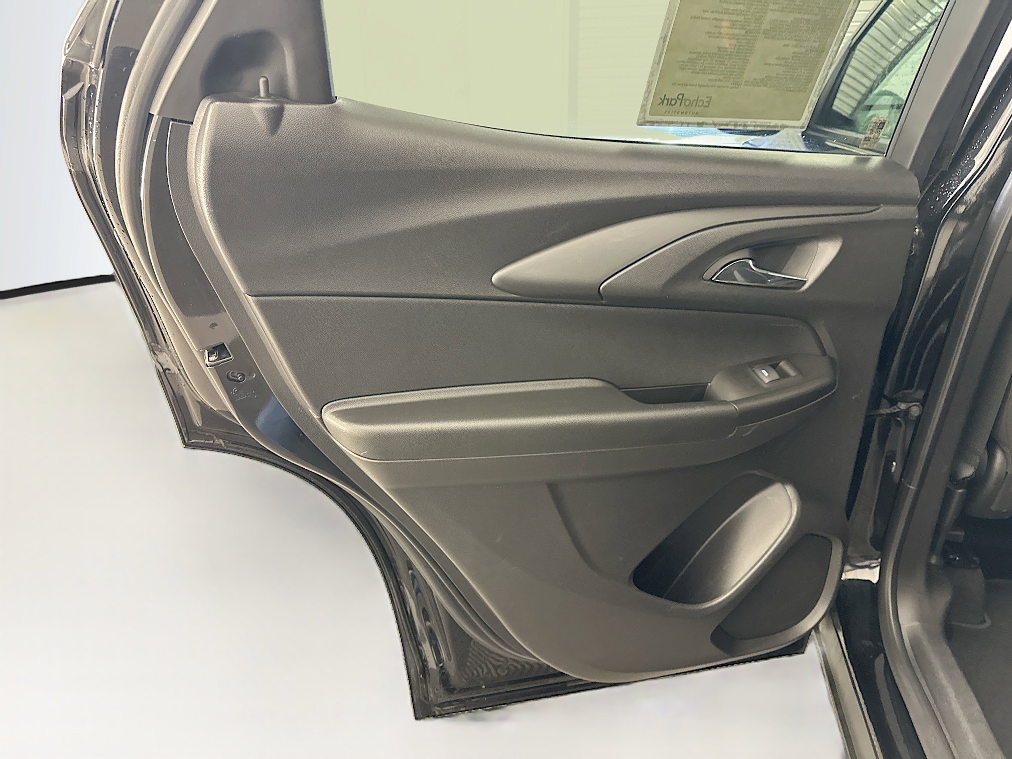 Used 2025 Chevrolet TrailBlazer LT w/ Driver Confidence Package image 27