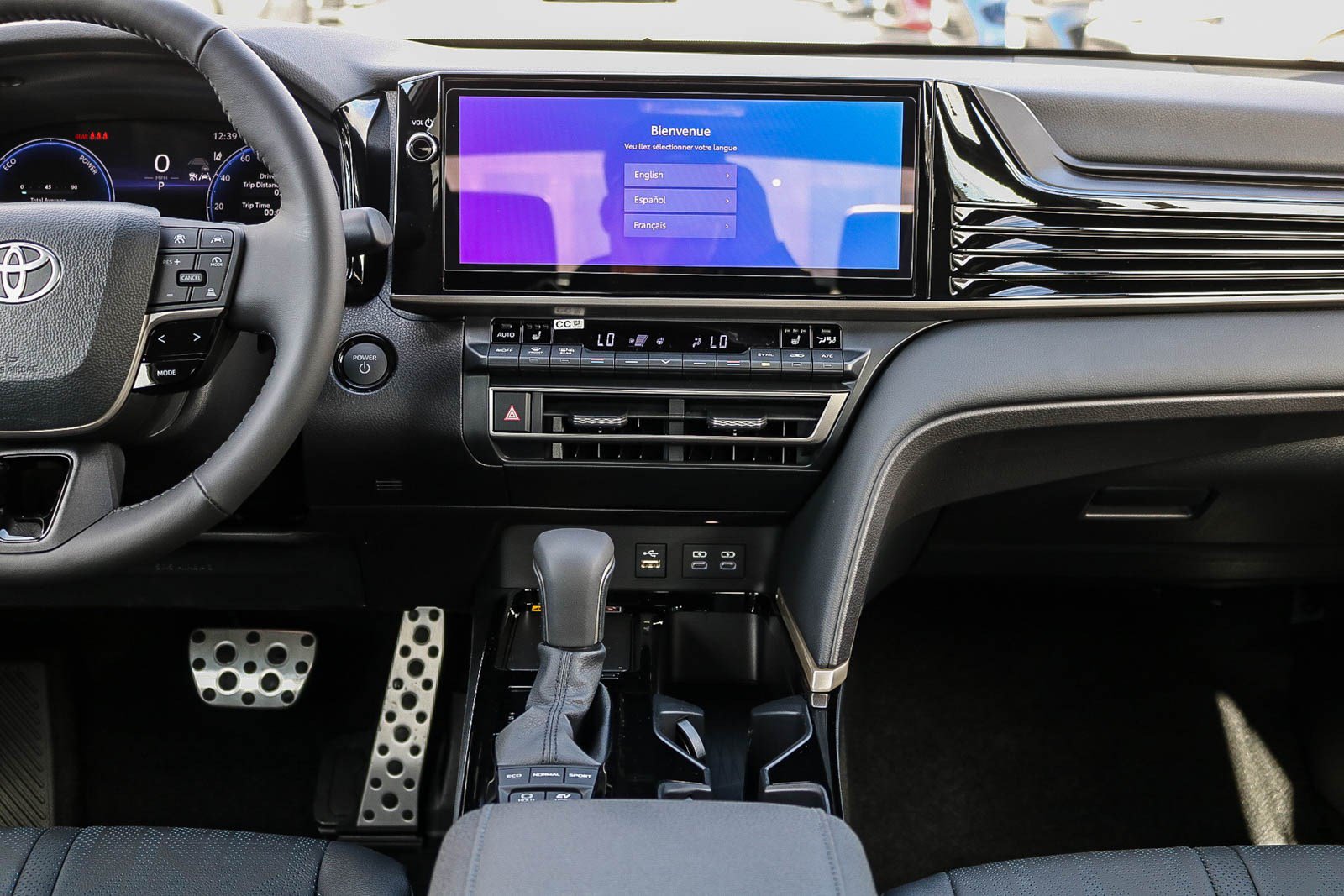New 2026 Toyota Camry SE w/ Convenience Package FWD image 16