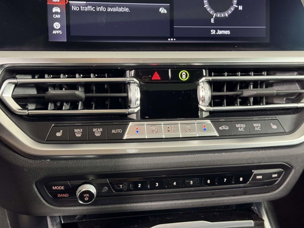 Used 2022 BMW 330i xDrive Sedan w/ Driving Assistance Package AWD/4WD image 28