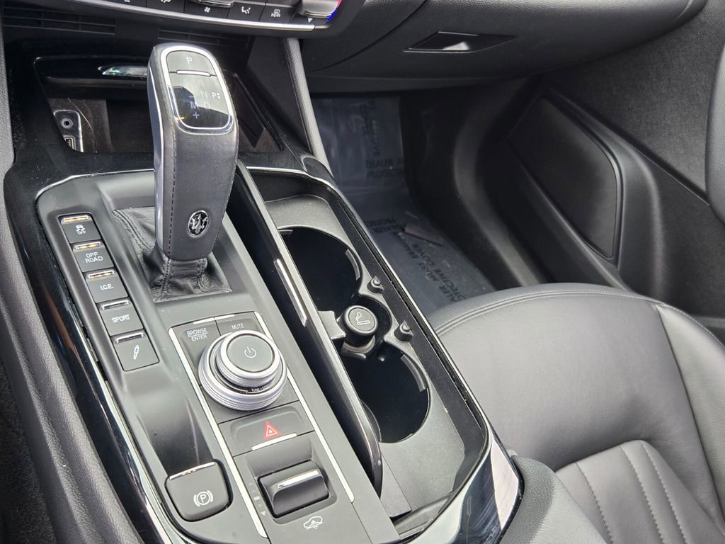 Used 2023 Maserati Levante GT image 22