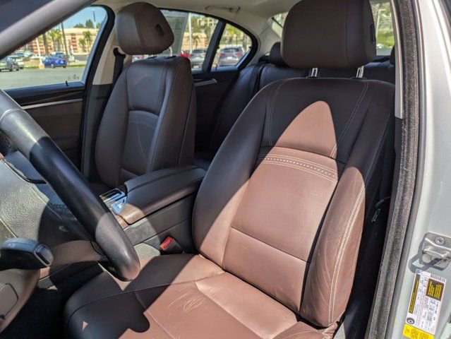 Used 2016 BMW 535i Sedan image 11