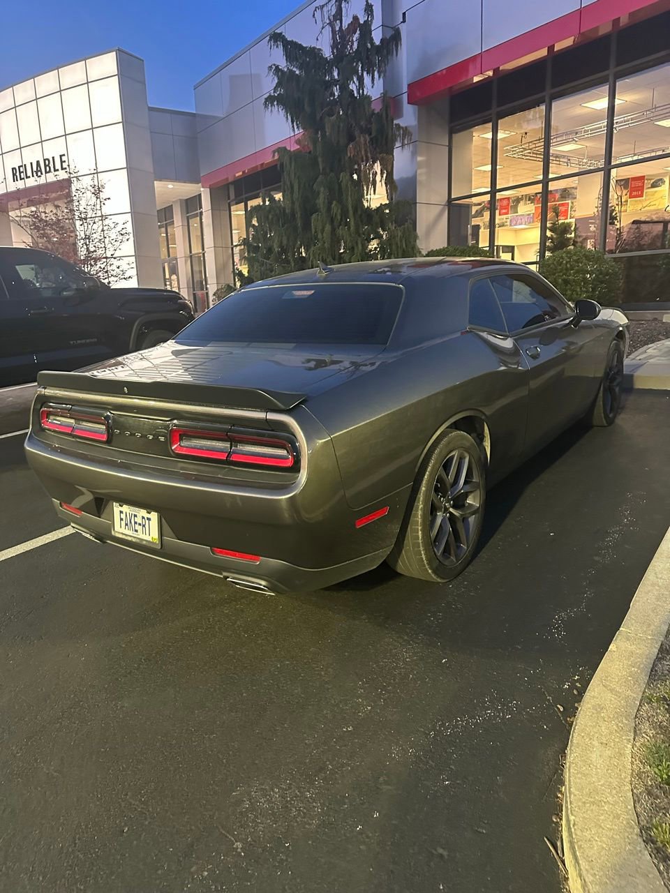 Used 2020 Dodge Challenger SXT w/ Blacktop Package image 7