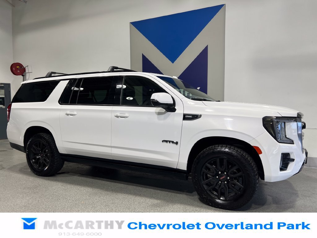 Used 2022 GMC Yukon XL AT4 AWD/4WD image 4