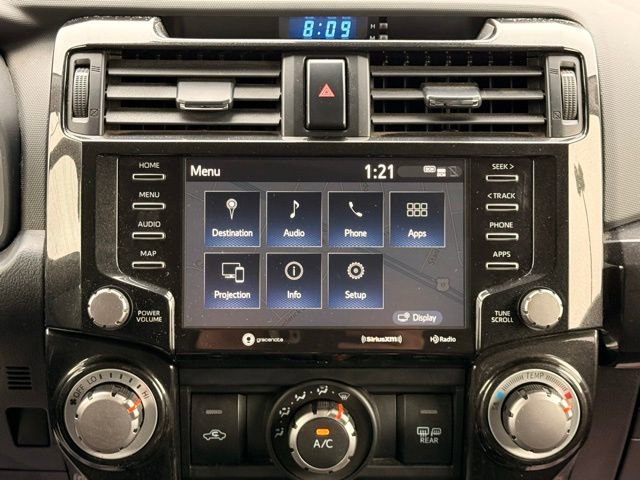 Used 2020 Toyota 4Runner TRD Off-Road AWD/4WD image 25