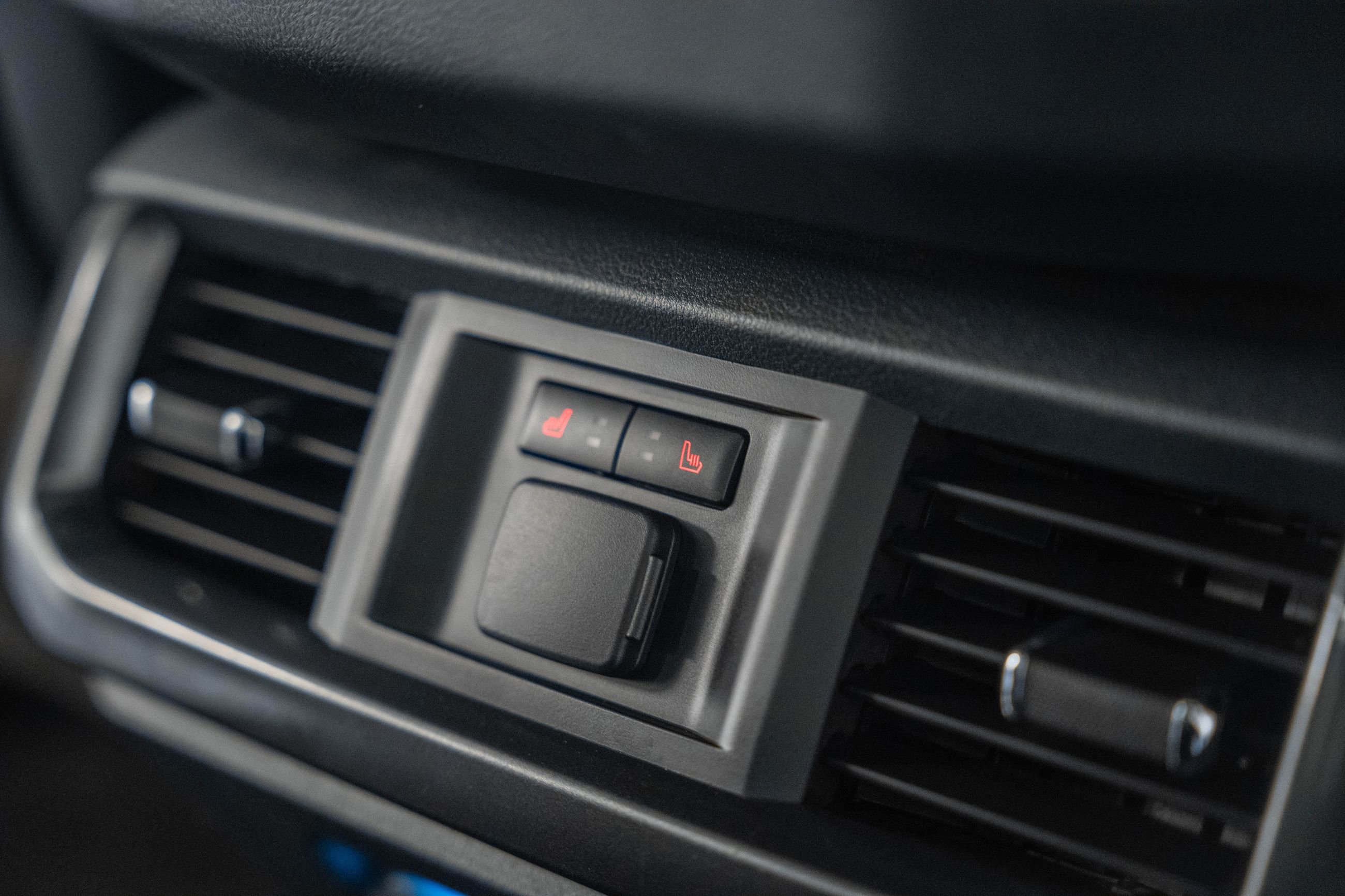 Certified 2021 Ford F150 Lariat w/ Equipment Group 502A High image 42