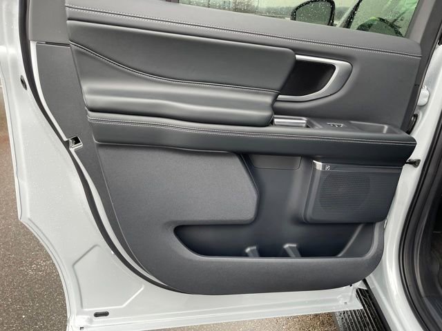 New 2026 Ford Expedition Max Platinum image 30