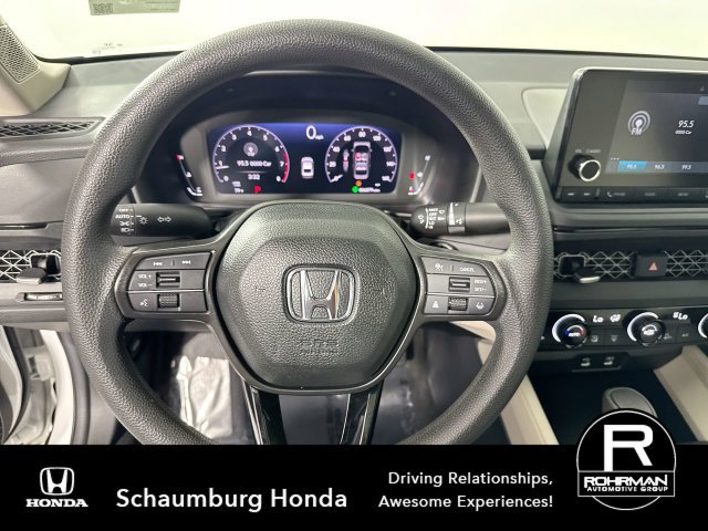 Used 2025 Honda Accord SE image 11