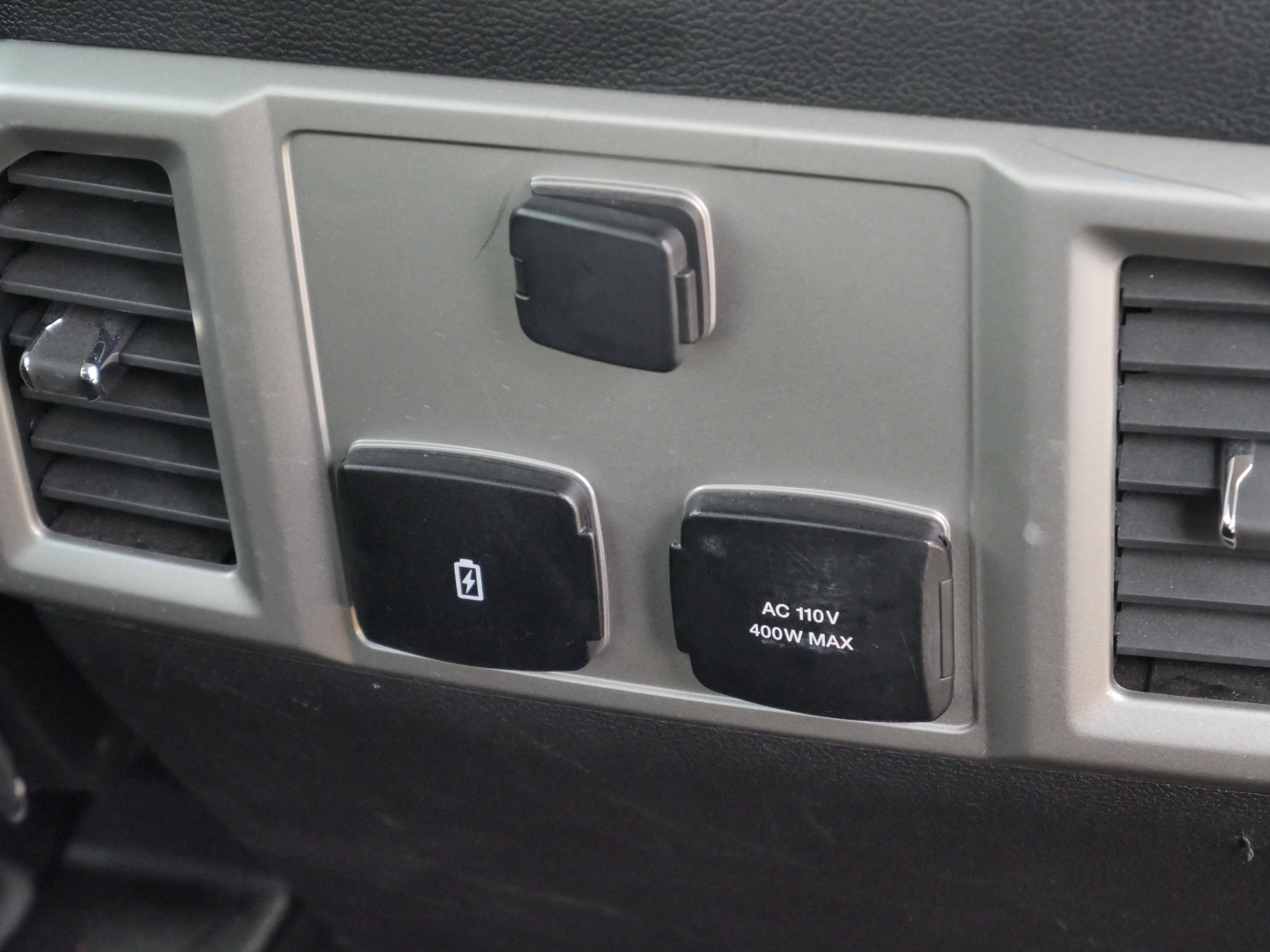 Certified 2020 Ford F350 Lariat w/ Lariat Ultimate Package image 35