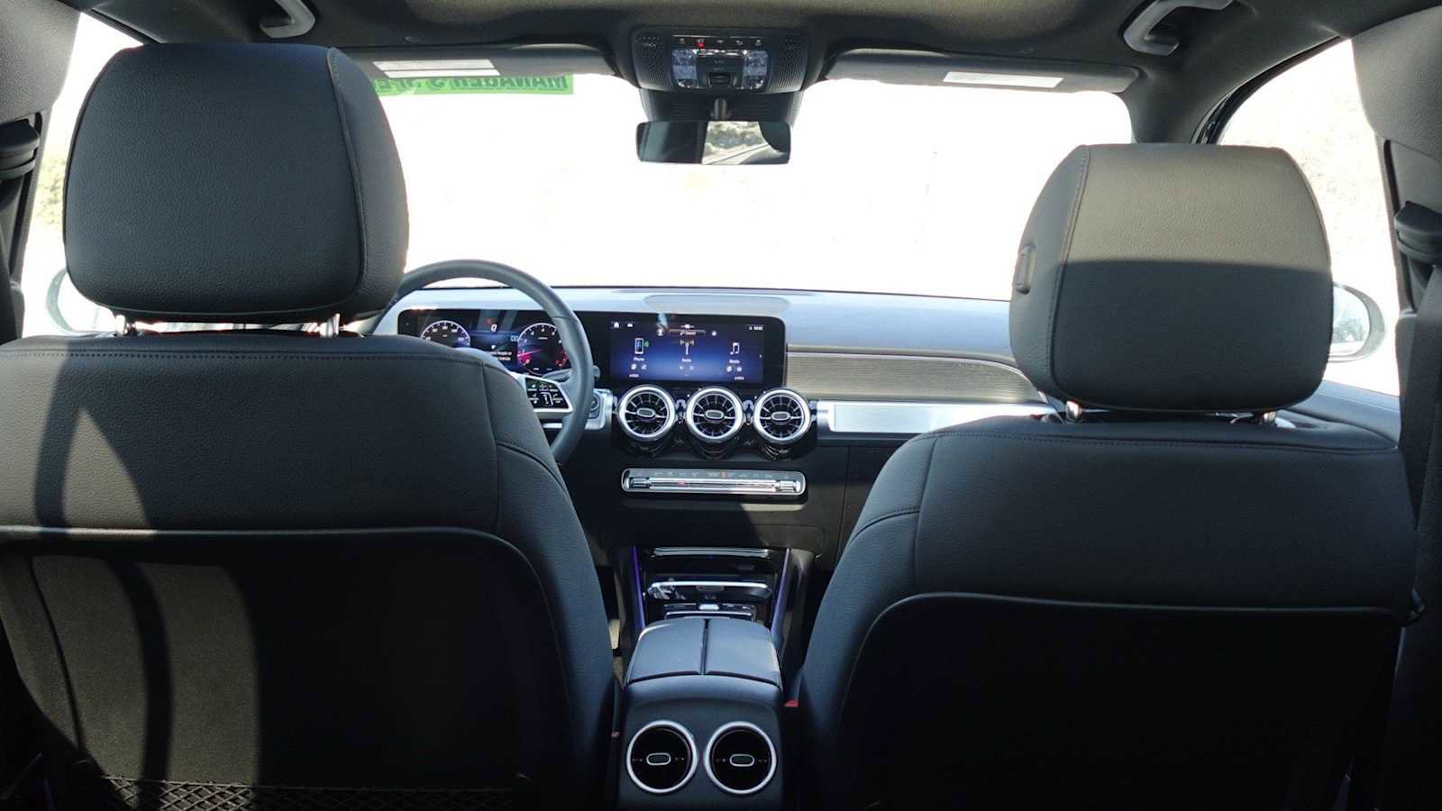 Used 2026 Mercedes-Benz GLB 250 4MATIC image 20
