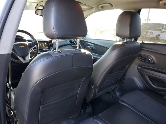 Used 2019 Chevrolet Trax LT w/ LT Convenience Package image 13