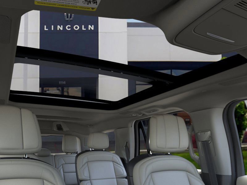 New 2025 Lincoln Navigator Reserve image 22