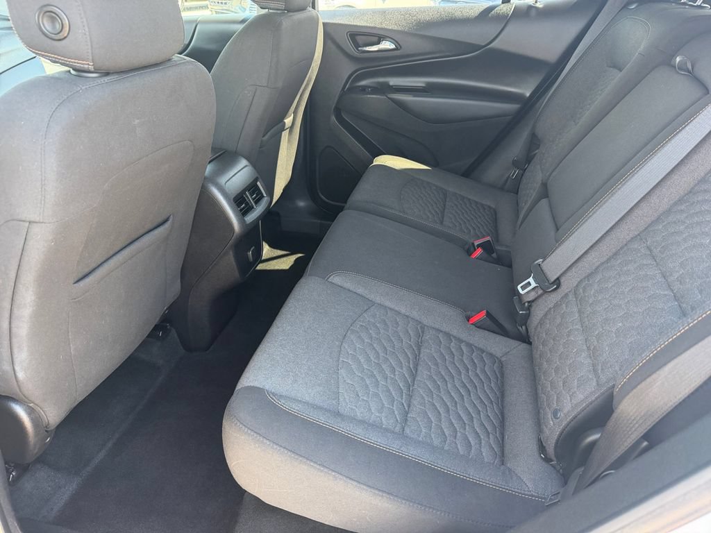 Used 2018 Chevrolet Equinox LT AWD/4WD image 13