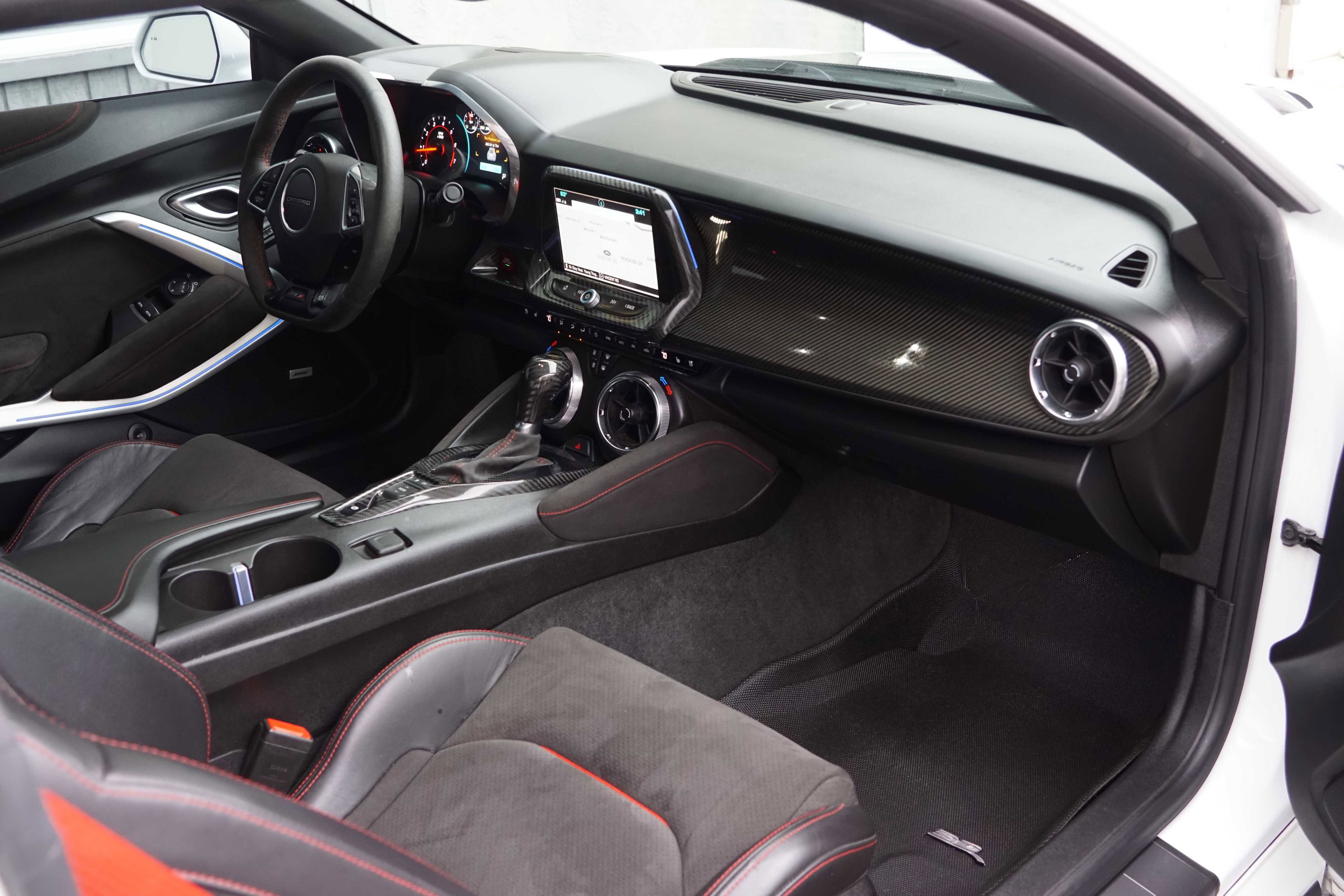 Used 2018 Chevrolet Camaro ZL1 image 33