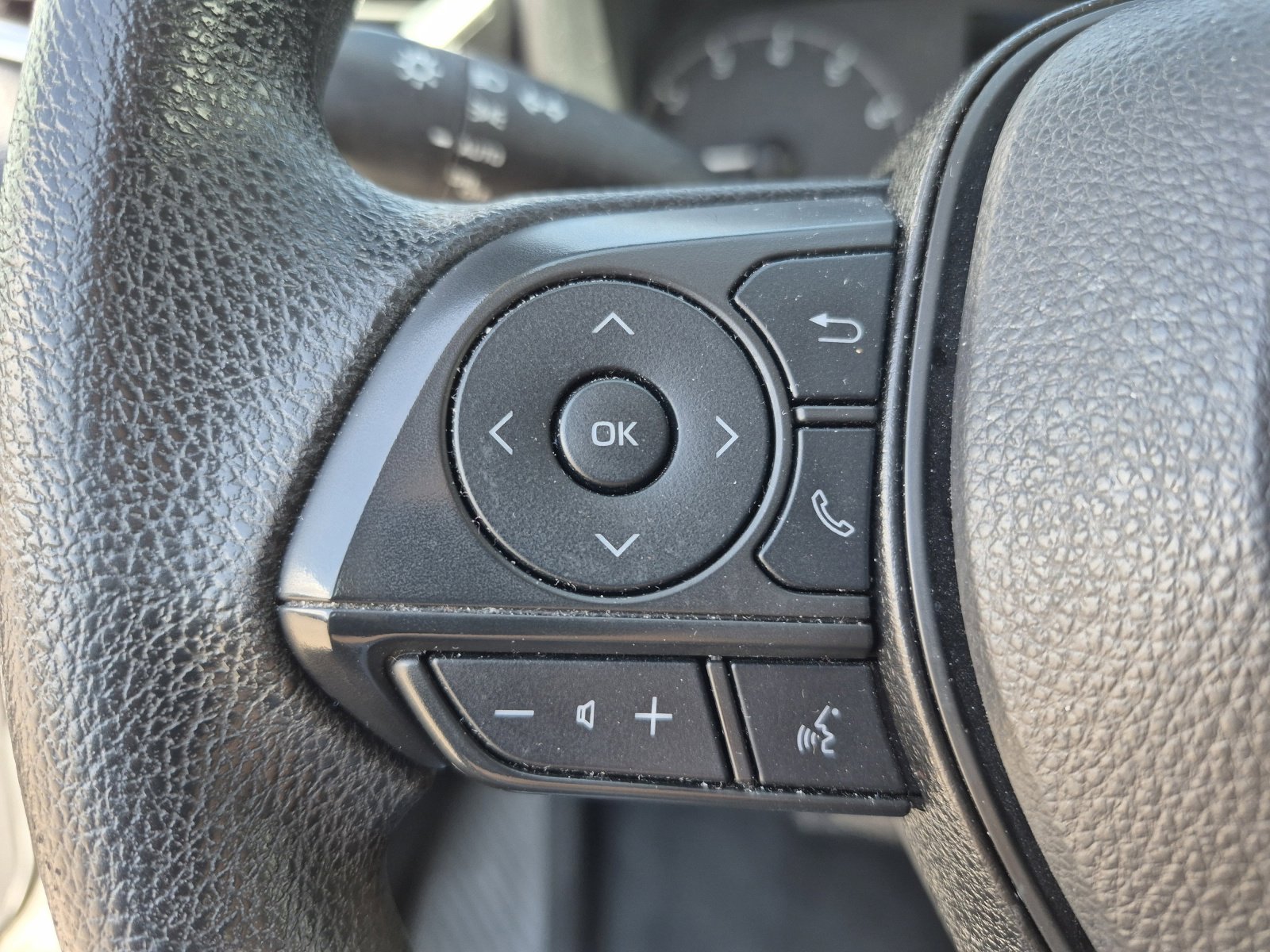 Certified 2024 Toyota Corolla LE image 26