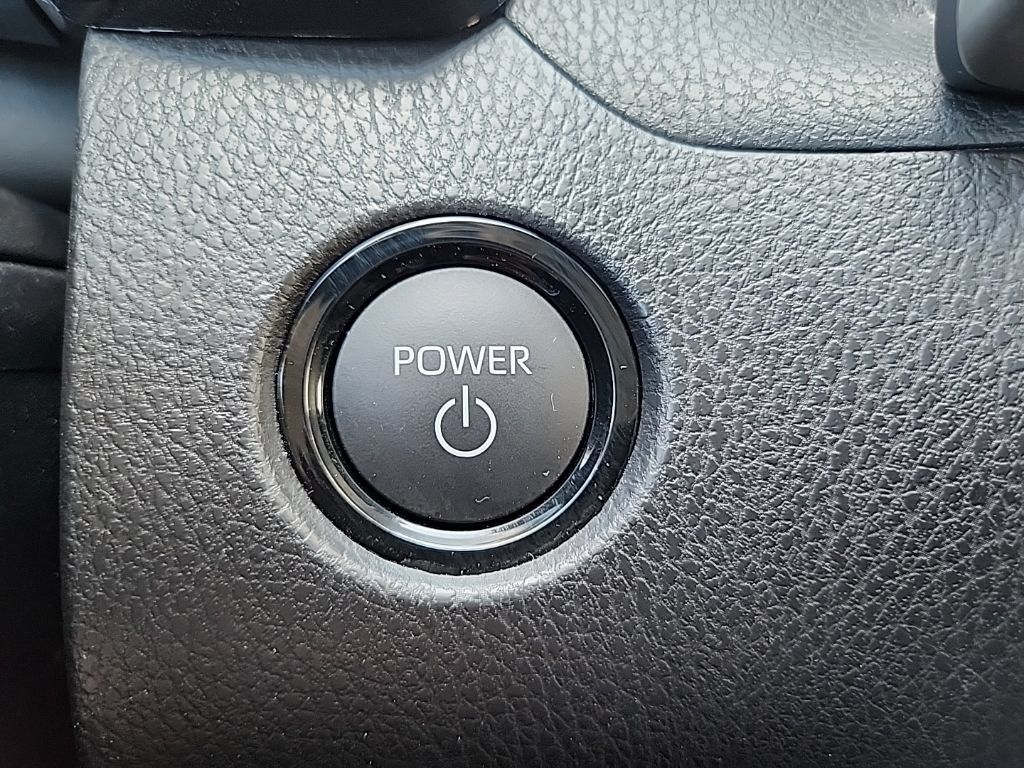 Used 2026 Toyota Camry LE FWD image 17