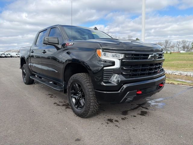 Used 2024 Chevrolet Silverado 1500 LT Trail Boss w/ Convenience Package II image 1