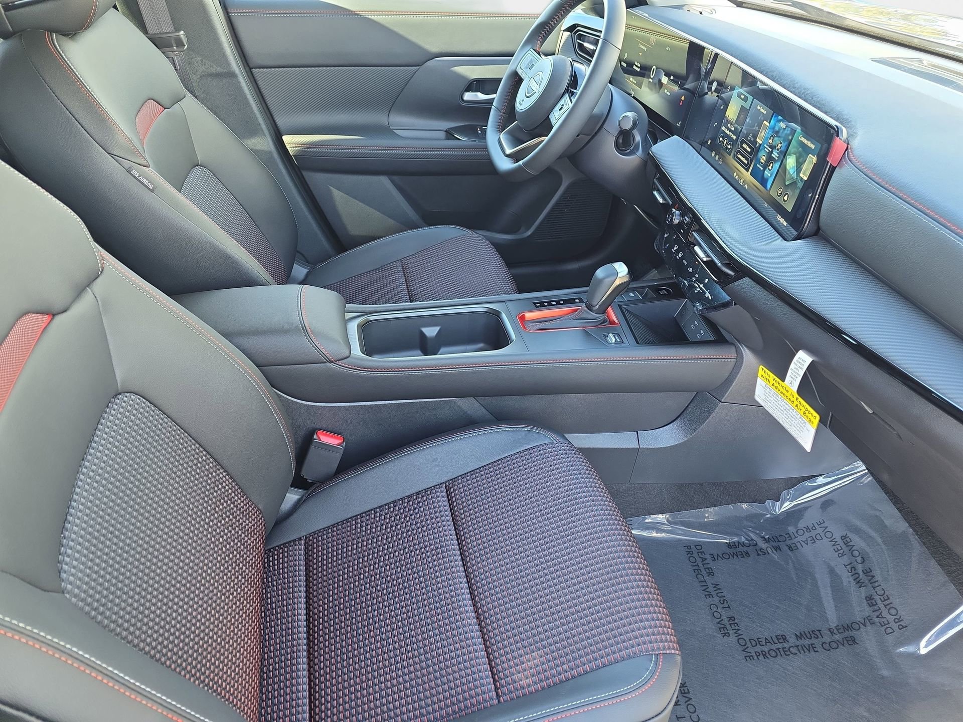 New 2026 Nissan Kicks SR w/ SR Premium Package AWD/4WD image 10