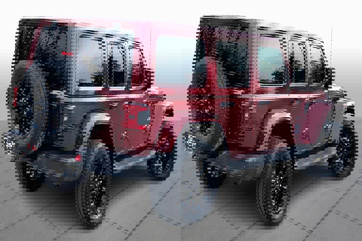 Used 2021 Jeep Wrangler Unlimited Sahara w/ Cold Weather Group image 11