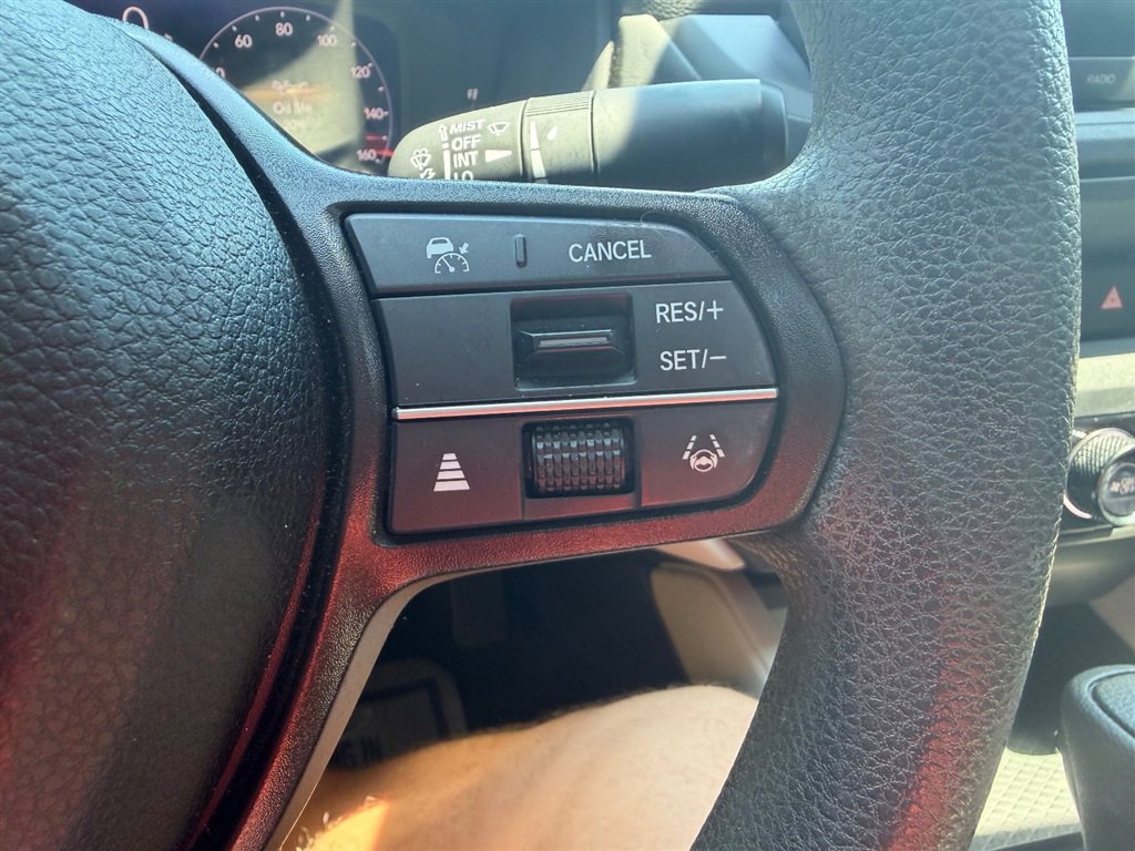 Used 2023 Honda Accord EX image 23