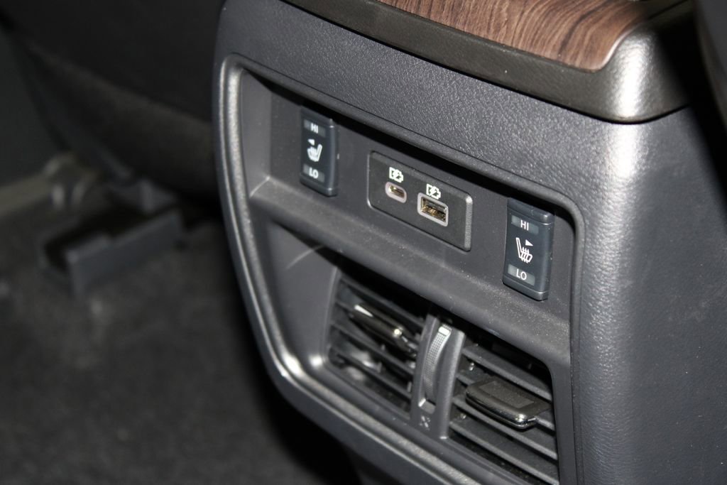 Used 2024 Nissan Murano Platinum w/ Cargo Package image 26