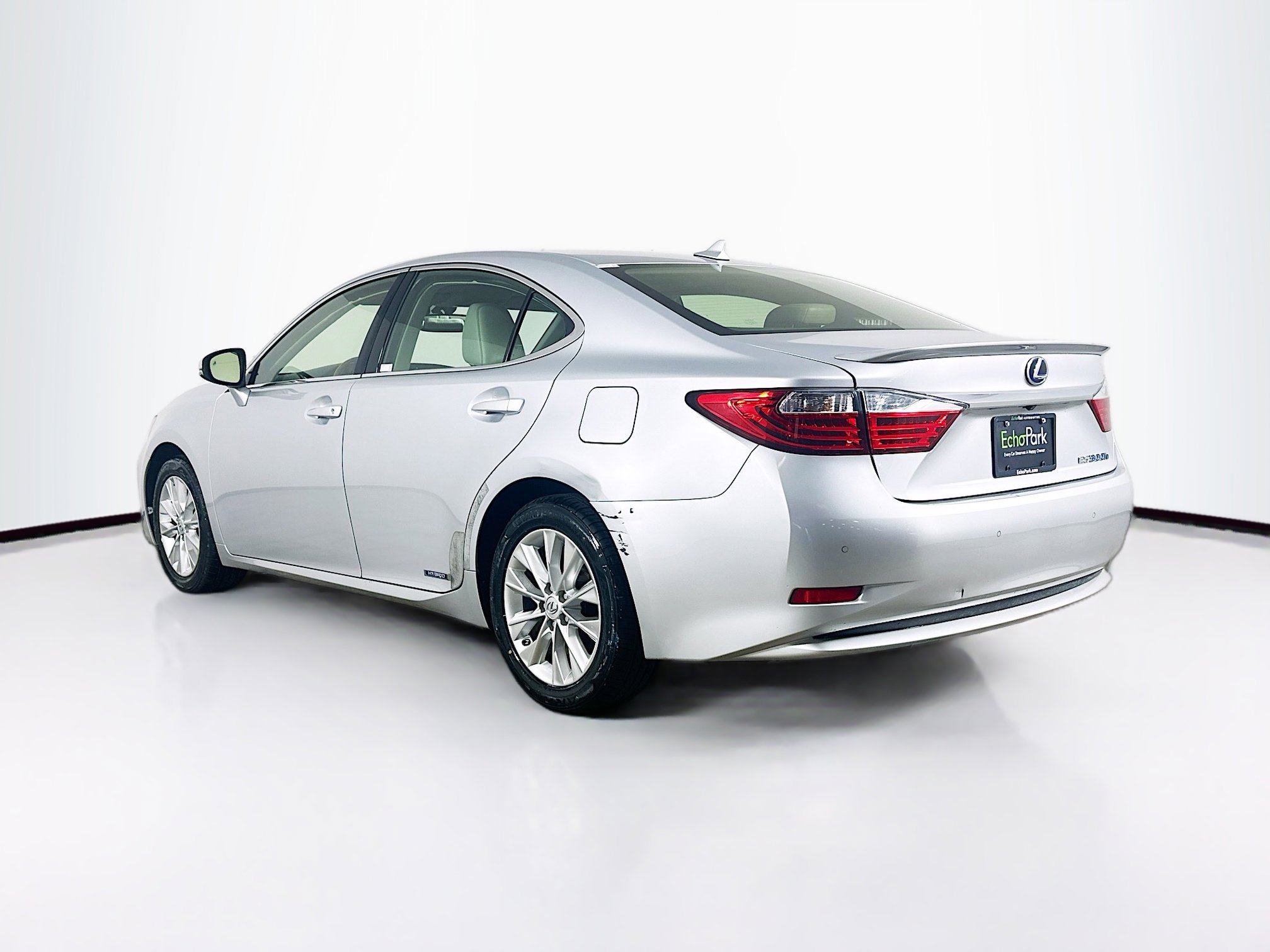 Used 2013 Lexus ES 300h w/ Luxury Pkg FWD image 5