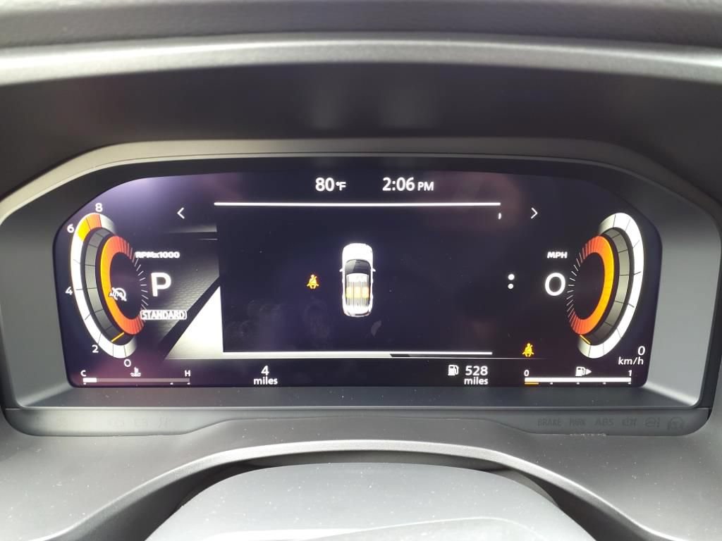 Certified 2025 Nissan Rogue SL FWD image 12