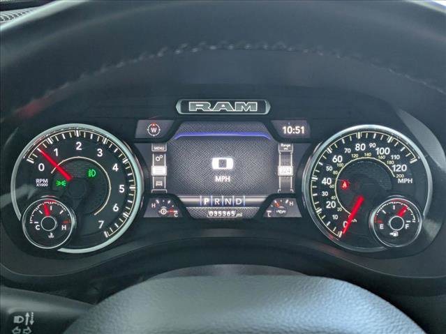 Used 2023 RAM 1500 Laramie AWD/4WD image 10