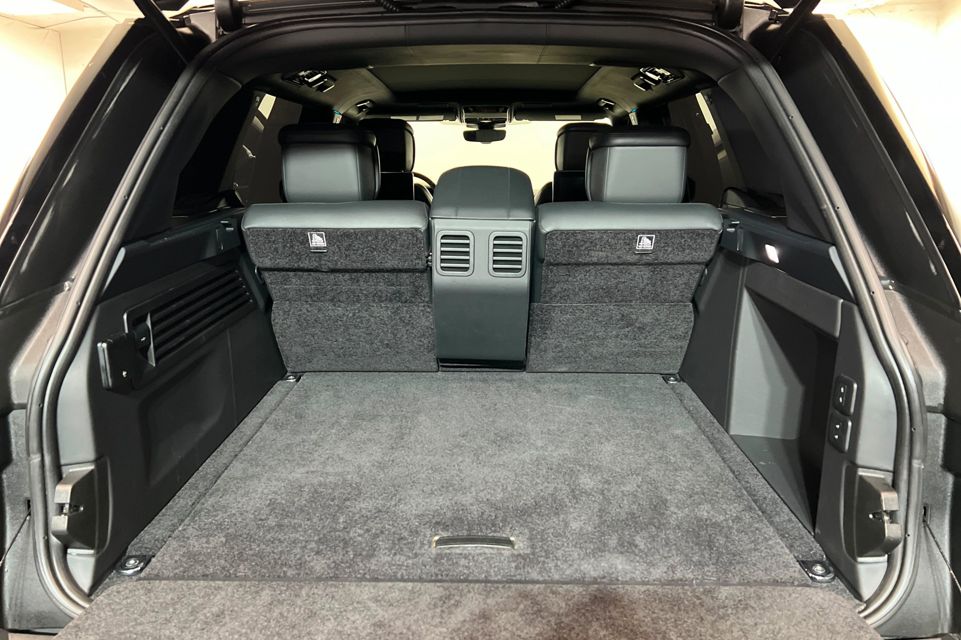 Used 2019 Land Rover Range Rover LWB SV Autobiography AWD/4WD image 22