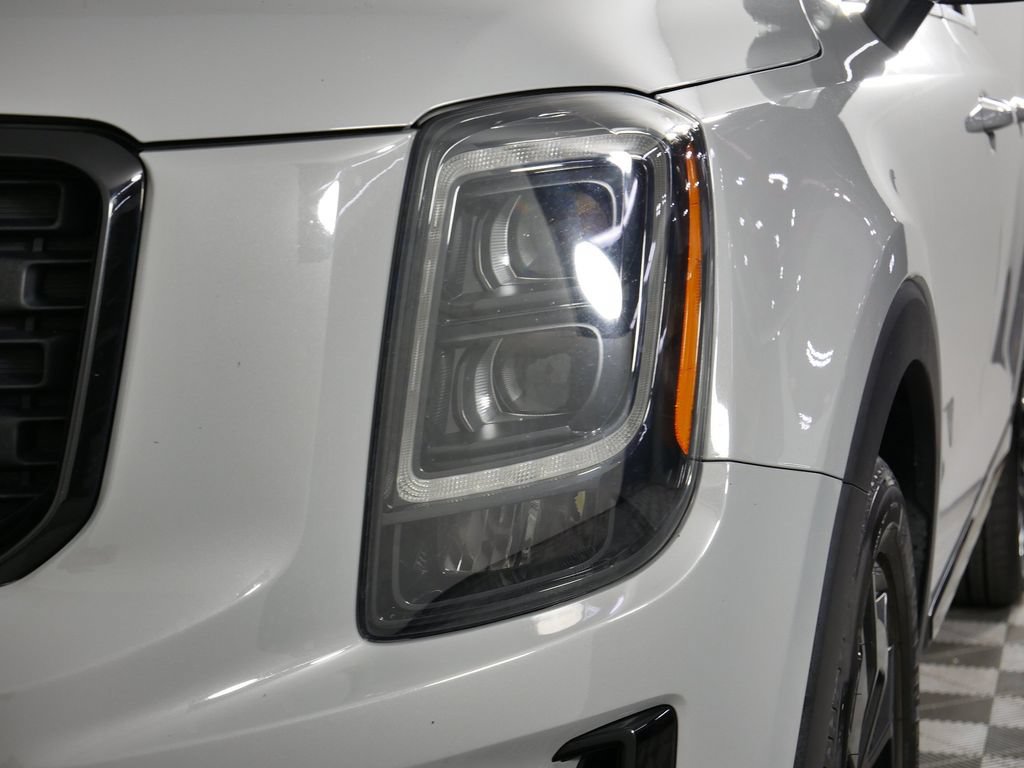 Used 2022 Kia Telluride SX w/ SX Prestige Package AWD/4WD image 14