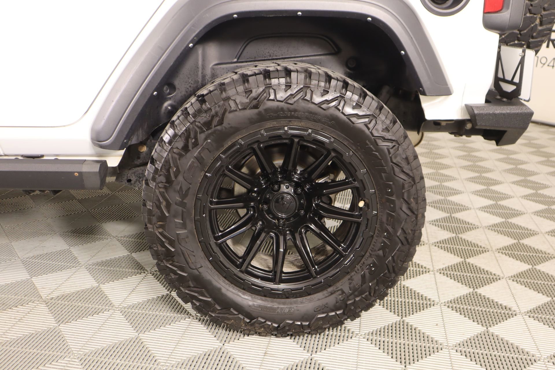 Used 2024 Jeep Wrangler Sport S image 18