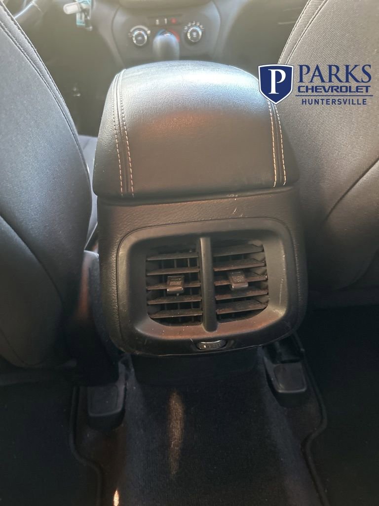 Used 2017 Jeep Cherokee Sport image 22