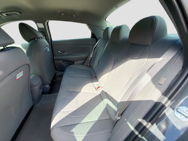 Certified 2026 Hyundai Elantra Sport FWD image 24