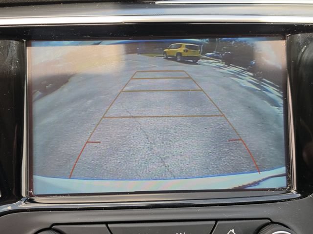 Used 2020 Buick Envision Essence w/ LPO, Active Package FWD image 27
