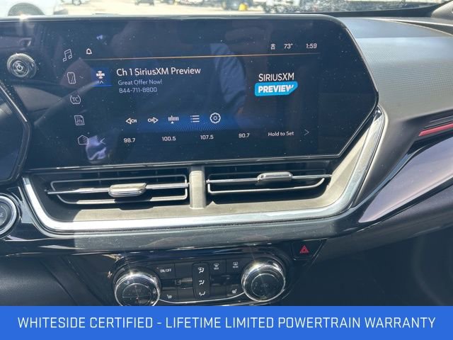 Certified 2025 Chevrolet Trax RS w/ Sunroof Package FWD image 4