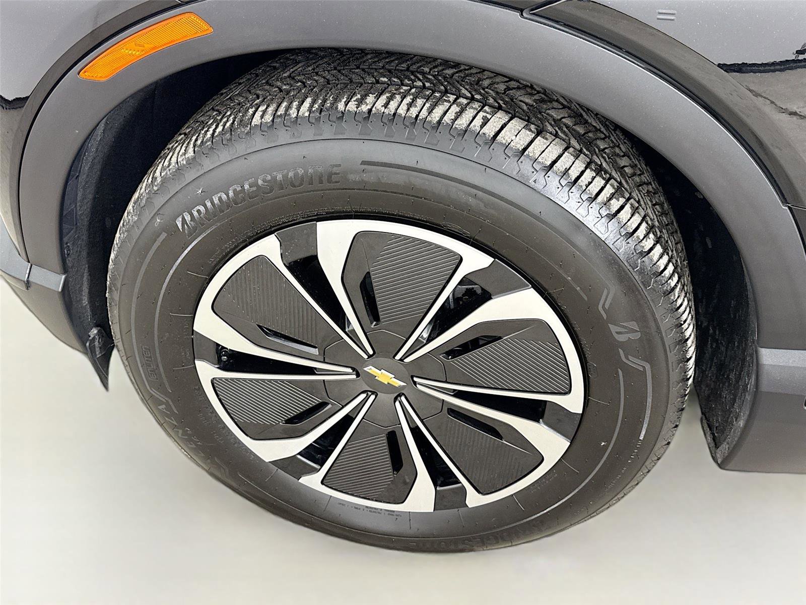 Used 2024 Chevrolet Blazer EV LT image 31