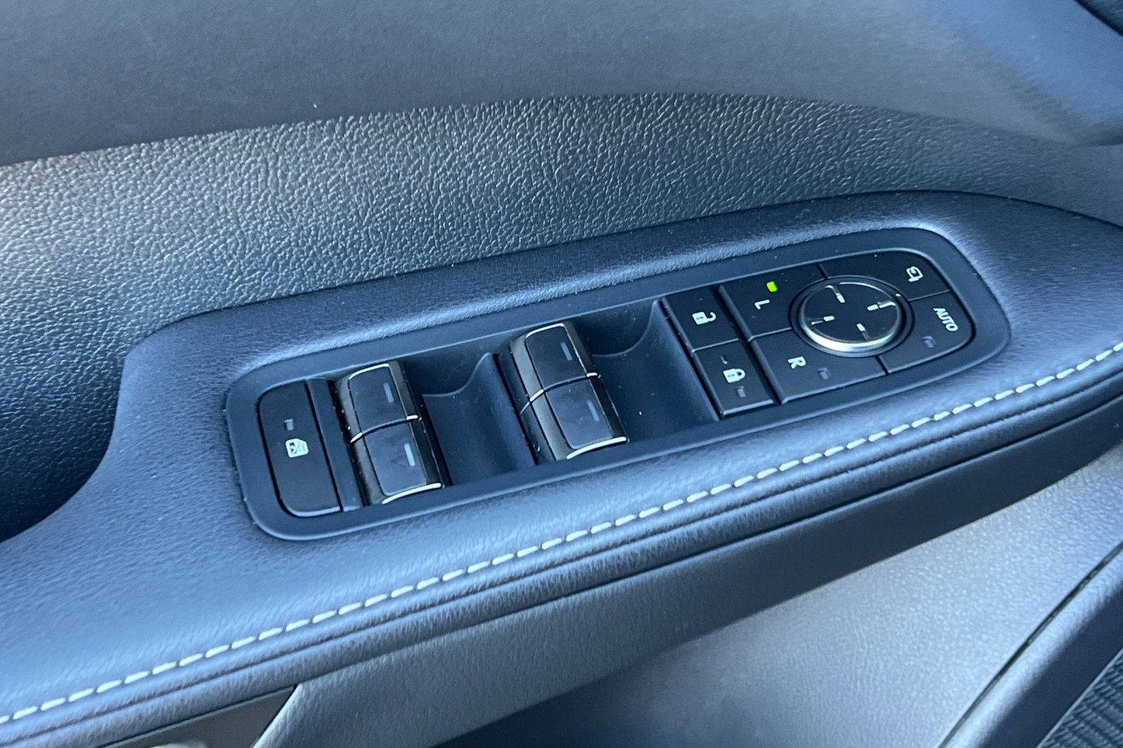 Used 2024 Lexus RX 350 FWD image 12