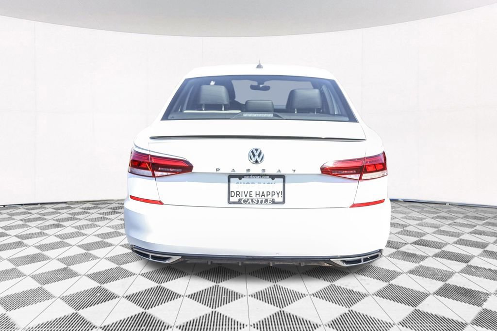 Used 2021 Volkswagen Passat 2.0T R-Line image 8