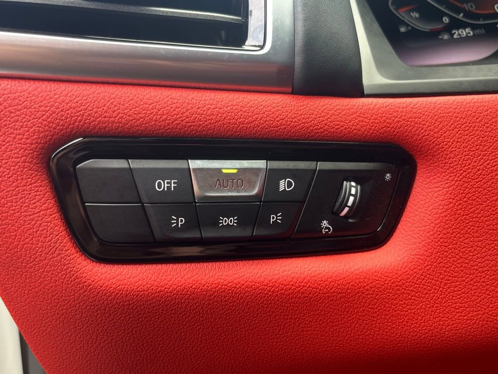 Used 2023 BMW 840i Convertible image 25